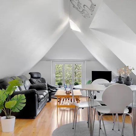 10833-ulfborg-graemvej-19 * Husby